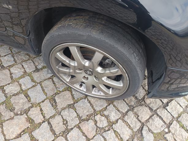 Peugeot 206 · Ano 2001