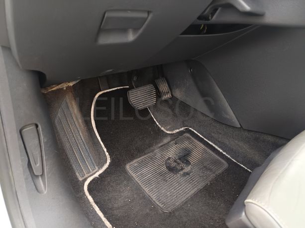 Peugeot 508 HDI 16 · Ano 2013