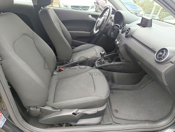Audi A1 · Ano 2011