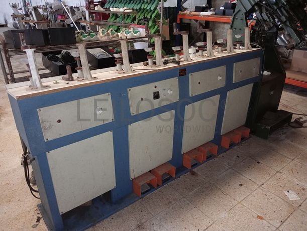 Máquinas de Contrafortes e de Enformar · Estantes industriais