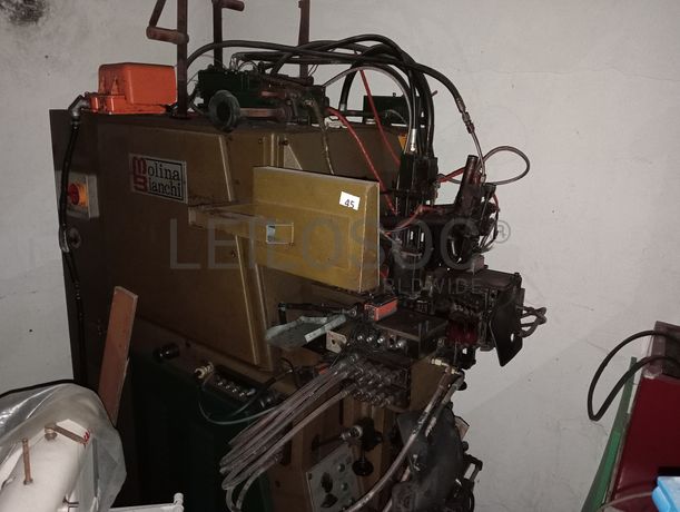 Máquina de Calcanheiras, Coser solas e Pregar saltos