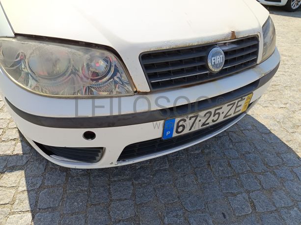 Fiat Punto 1.3 JTDI · Ano 2004