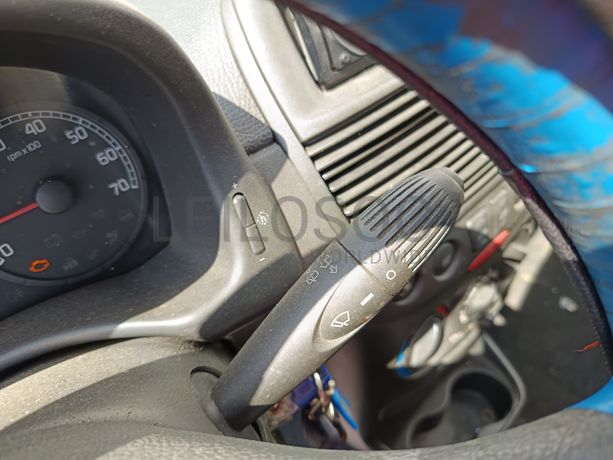 Fiat Punto 1.3 JTDI · Ano 2004