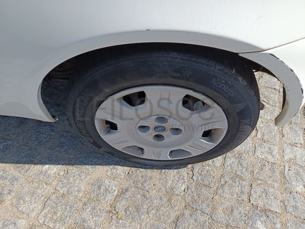 Fiat Punto 1.3 JTDI · Ano 2004