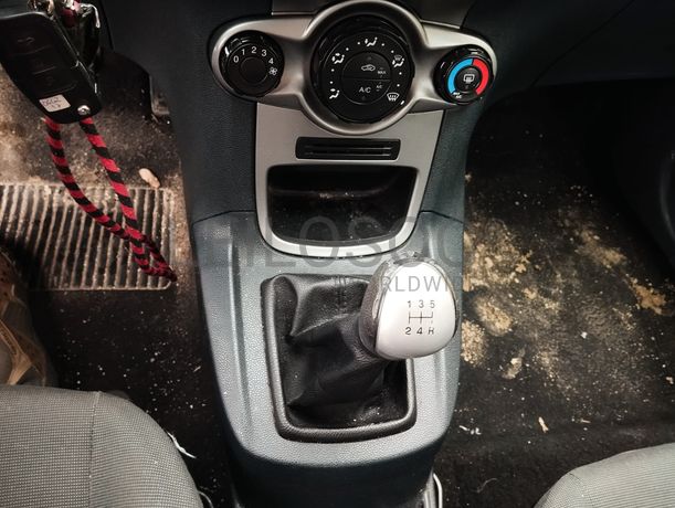 Ford Fiesta · Ano 2011 