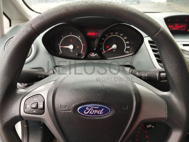 Ford Fiesta · Ano 2011 