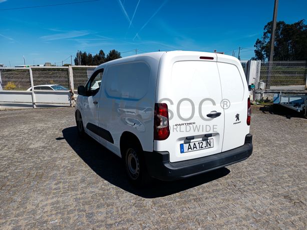 Peugeot Partner 1.5 BlueHDi · Ano 2020