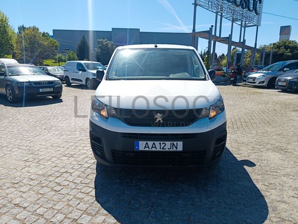 Peugeot Partner 1.5 BlueHDi · Ano 2020