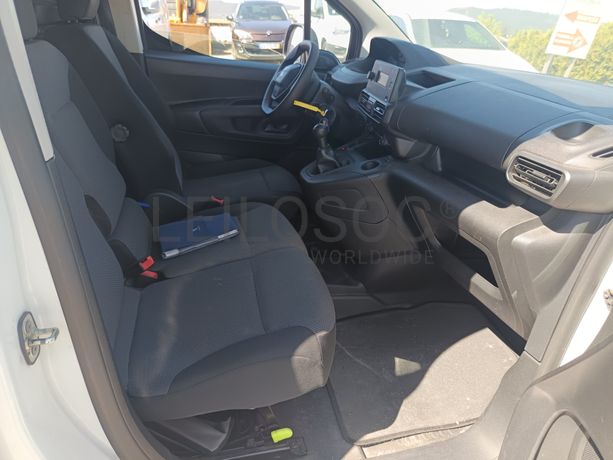 Peugeot Partner 1.5 BlueHDi · Ano 2020