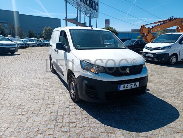 Peugeot Partner 1.5 BlueHDi · Ano 2020