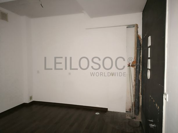 Loja · Amadora
