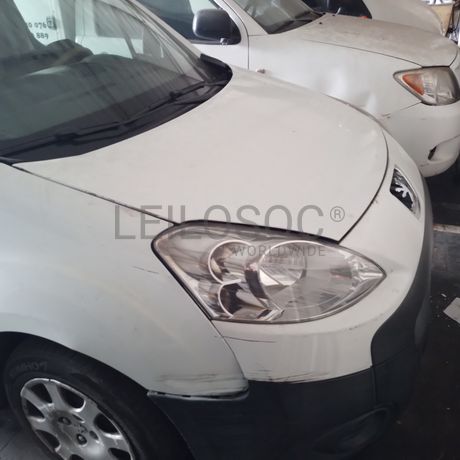 Peugeot Partner · Ano 2008