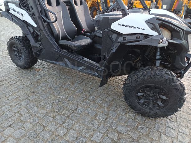 Buggy Can-Am Maverick Trail · Ano 2022