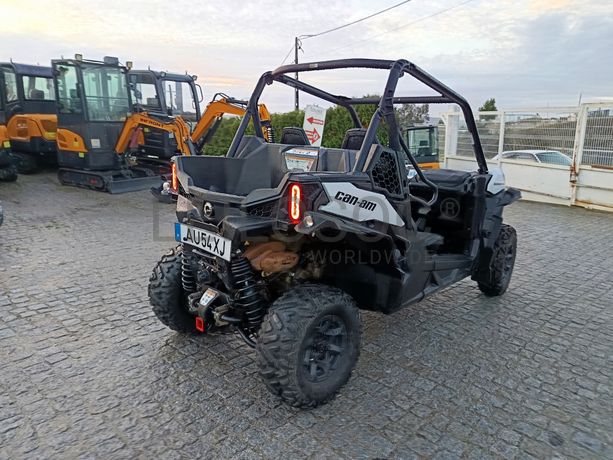 Buggy Can-Am Maverick Trail · Ano 2022