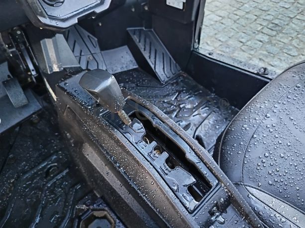 Buggy Can-Am Maverick Trail · Ano 2022