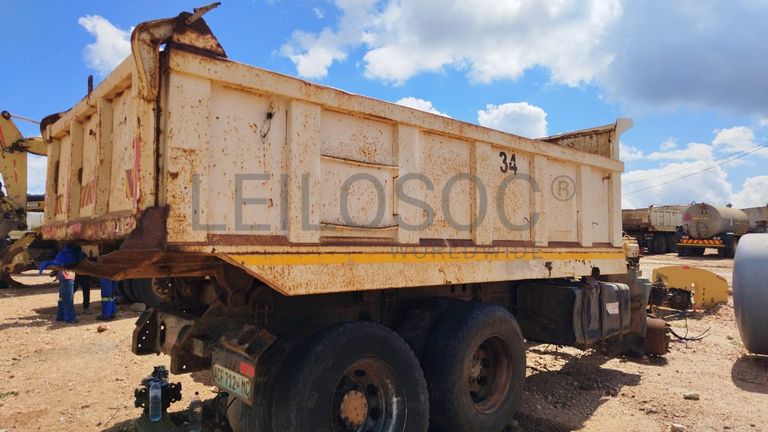 Camião Tata Novus K5DEF
