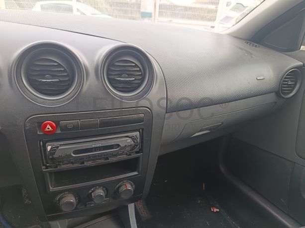 Seat Ibiza · Ano 2006
