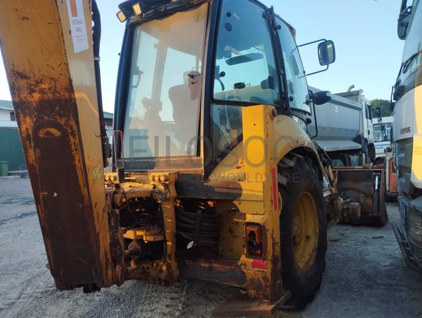 Retro-escavadeira  Caterpillar 432E