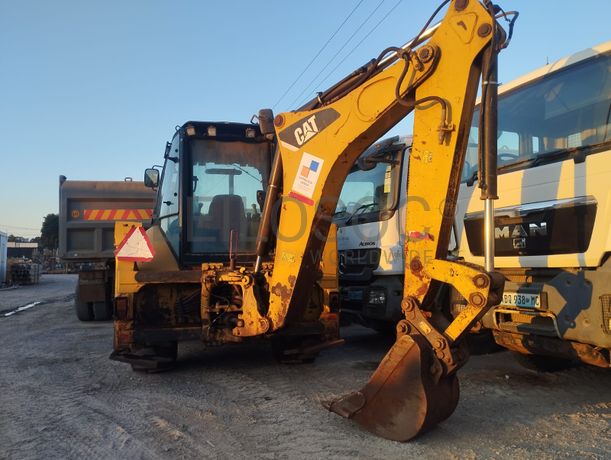 Retro-escavadeira  Caterpillar 432E