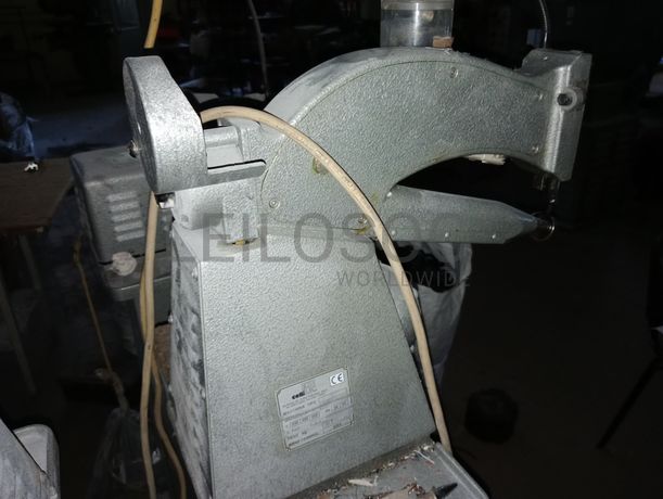 Máquina de Rebarbar