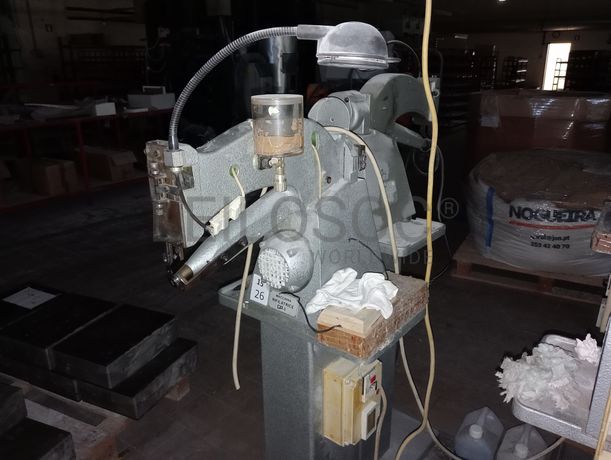 Máquina de Rebarbar