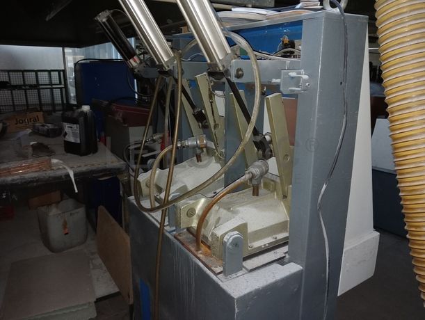 Prensa Pneumática Dupla