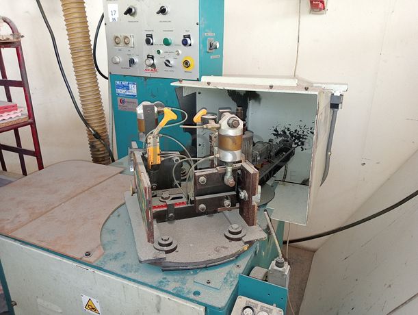 Máquina de Perfilar solas