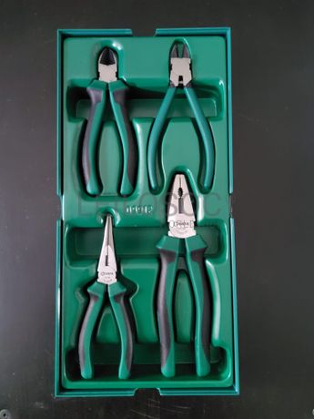 TABULEIRO DE 4 PEÇAS COM ALICATES