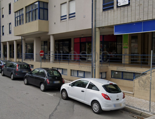 Proporção de ½ de Loja · São João da Madeira