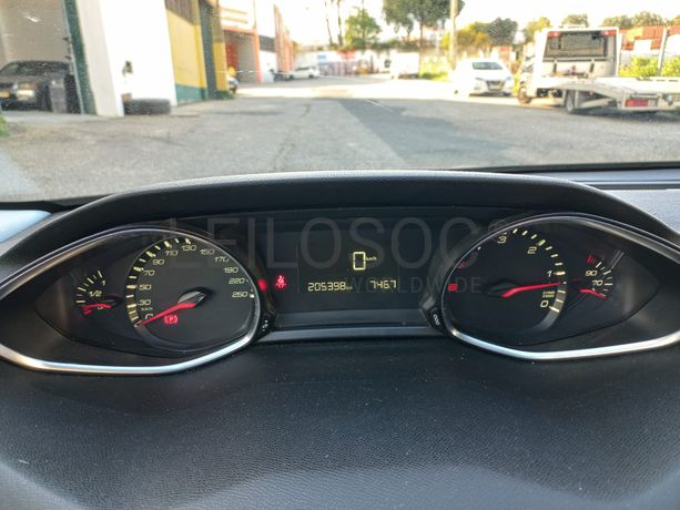 Peugeot 308 · Ano 2014