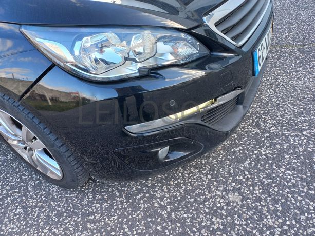 Peugeot 308 · Ano 2014