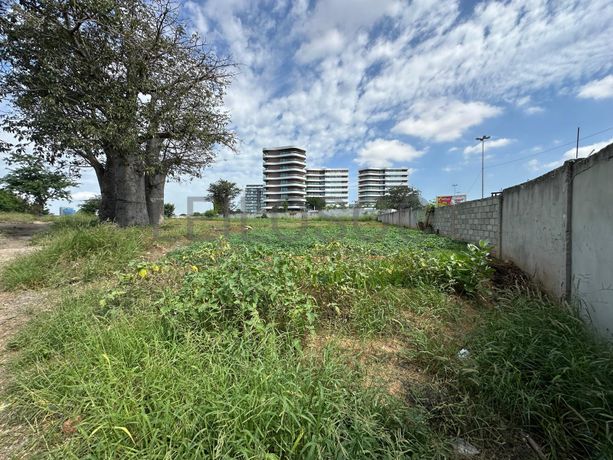 Terreno  – Localização Premium em Talatona, Luanda