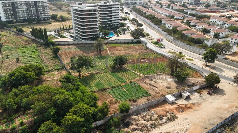 Terreno  – Localização Premium em Talatona, Luanda