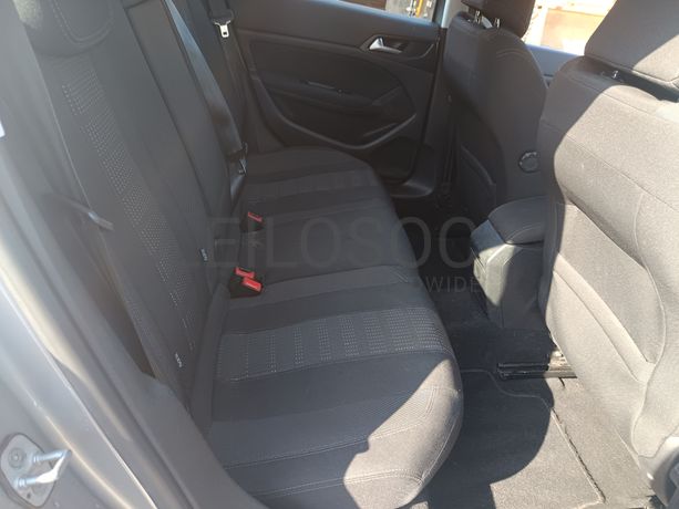 Peugeot 308 · Ano 2015