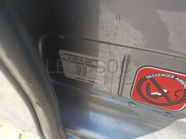 Peugeot 308 · Ano 2015