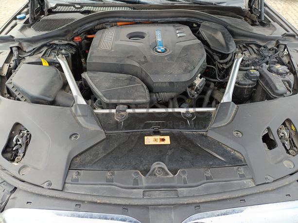 BMW 530E iPerformance Pack M · Ano 2018