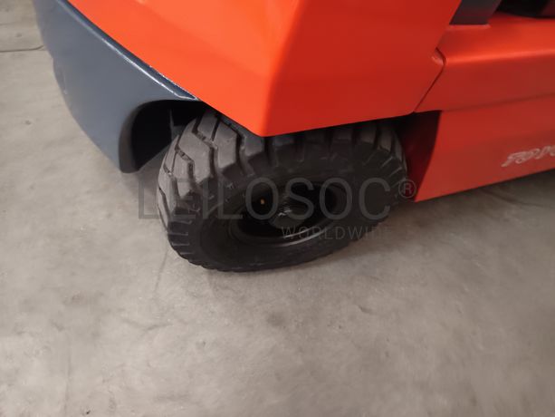 Empilhador Toyota de 2000Kg