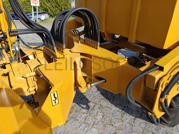 Dumper VN · 4x4 · Basculante · Ano 2008
