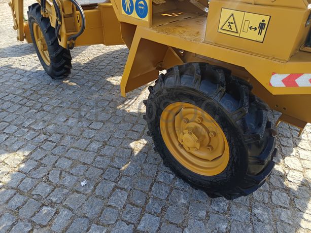 Dumper VN · 4x4 · Basculante · Ano 2008