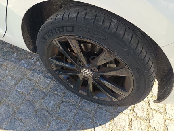 Volkswagen Golf · Ano 2016