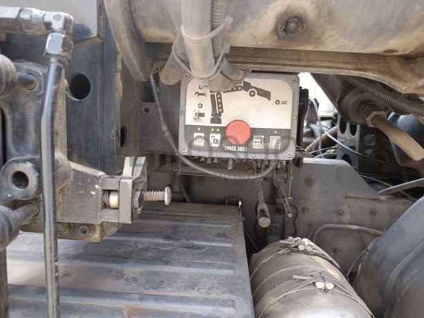 Volvo FL7 · Ano 1991 · Grua Hiab