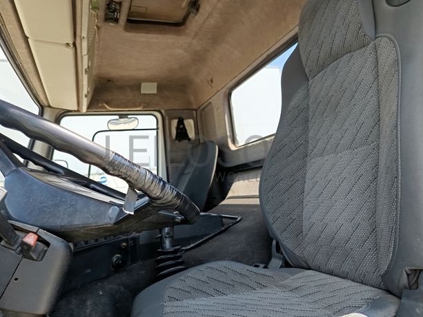 Volvo FL7 · Ano 1991 · Grua Hiab