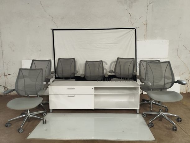 Cadeiras giratórias | Rack para TV