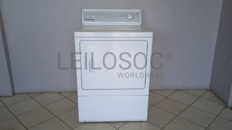 Máquina de secar roupa