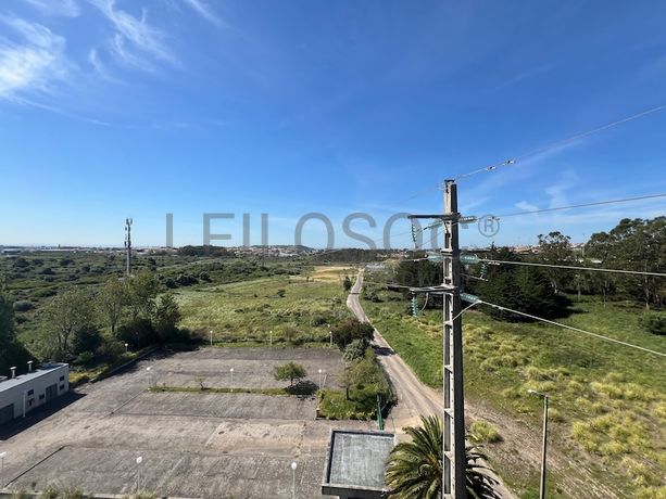 Terreno para Construção com +1,5 Hectares · Sintra