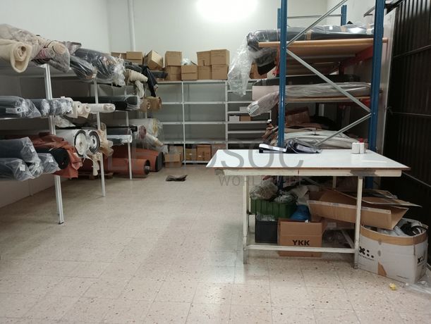 Estantes industriais · Stock