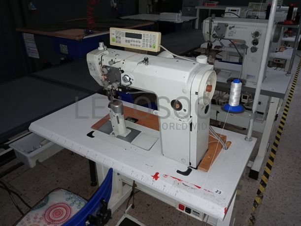 Máquina de Coluna Alta