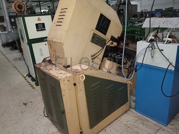 Máquina de Centrar Bicos