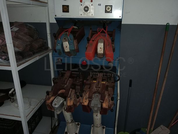 Máquina de Contrafortes