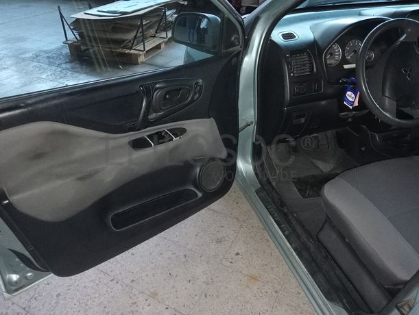 Mitsubishi Spacestar Van · Ano 2005